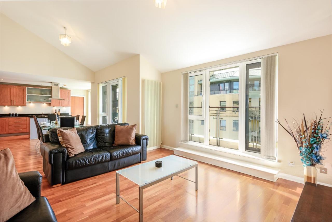Britannia Penthouse Apartment เอดินบะระ ภายนอก รูปภาพ