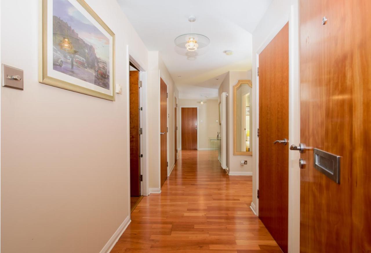 Britannia Penthouse Apartment เอดินบะระ ภายนอก รูปภาพ