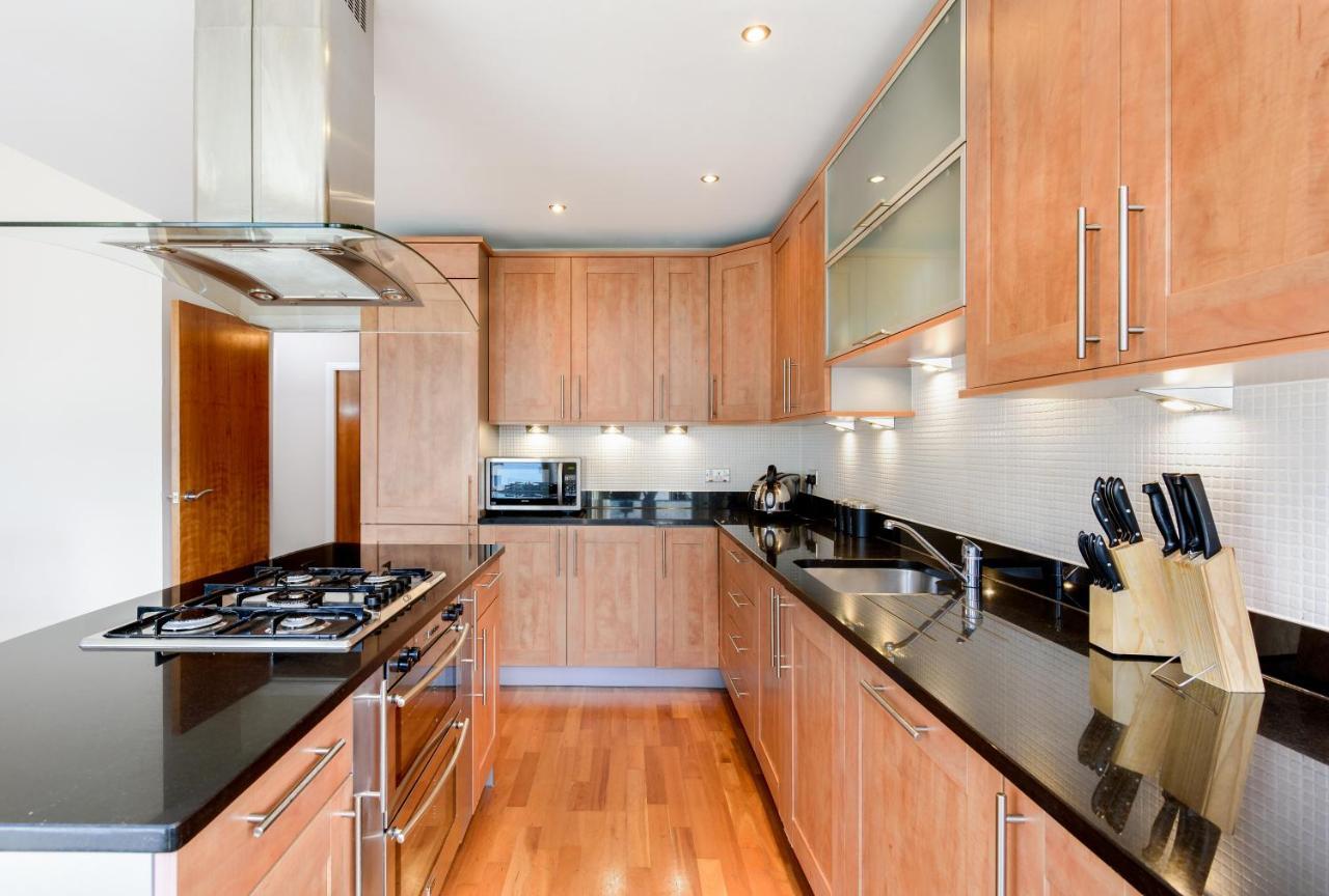 Britannia Penthouse Apartment เอดินบะระ ภายนอก รูปภาพ