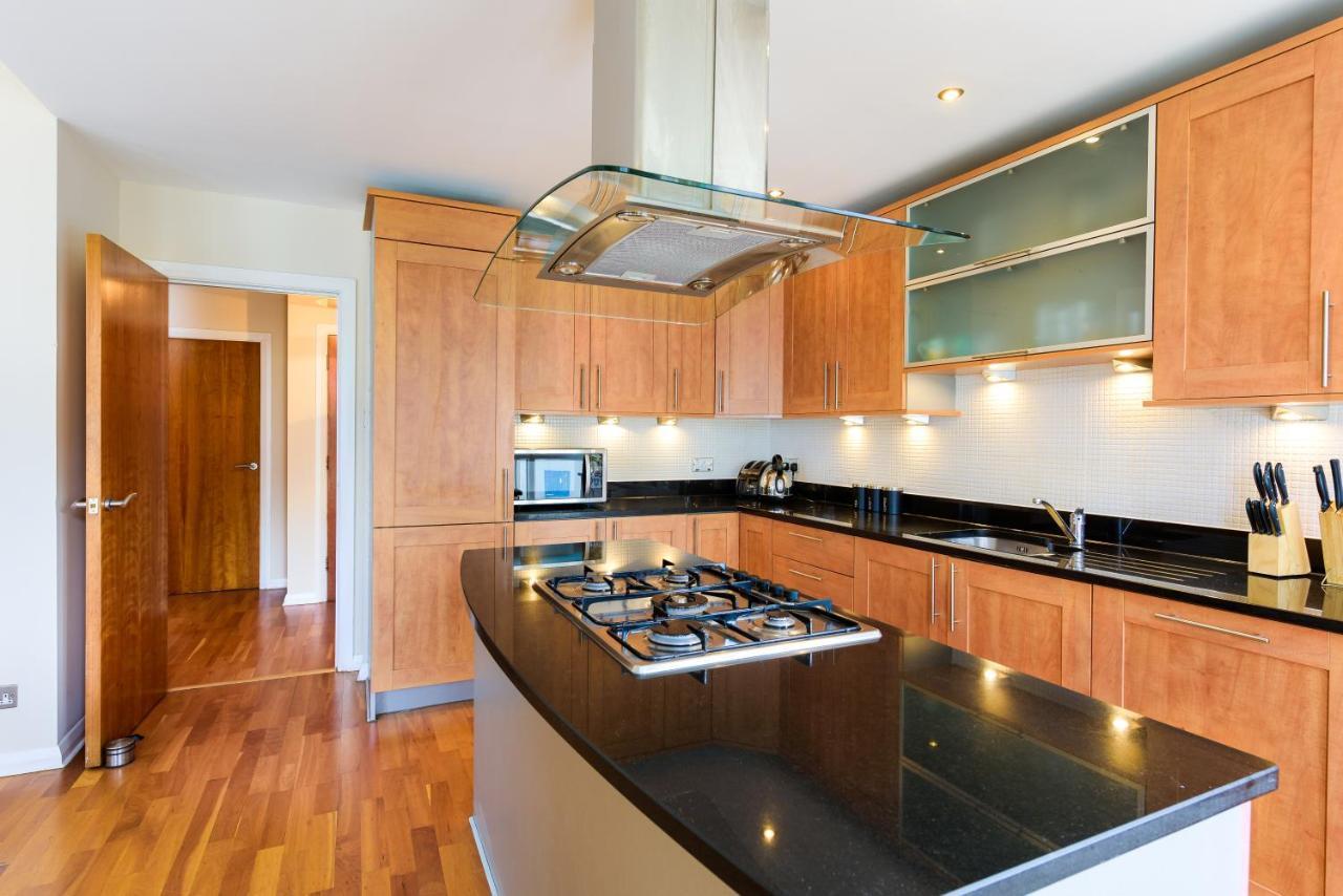 Britannia Penthouse Apartment เอดินบะระ ภายนอก รูปภาพ